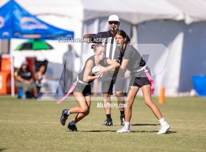Thumbnail 3 in Long Beach Poly vs. Classical Academy photogallery.