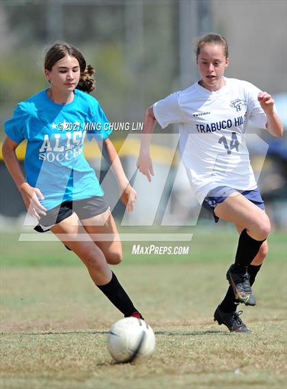 Thumbnail 2 in FR: Trabuco Hills vs. Aliso Niguel (Summer League) photogallery.