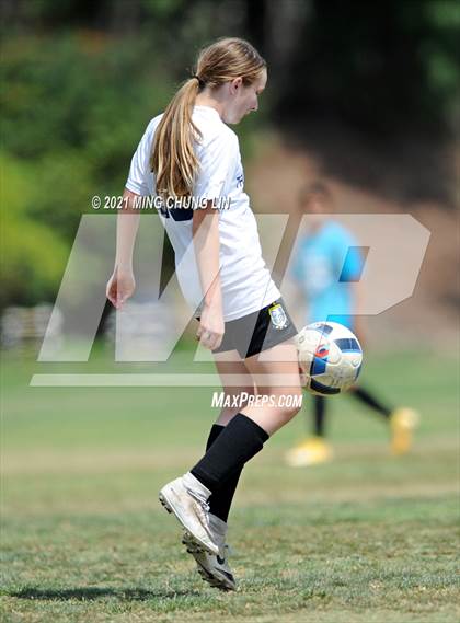 Thumbnail 1 in FR: Trabuco Hills vs. Aliso Niguel (Summer League) photogallery.