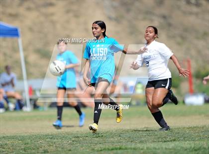 Thumbnail 2 in FR: Trabuco Hills vs. Aliso Niguel (Summer League) photogallery.