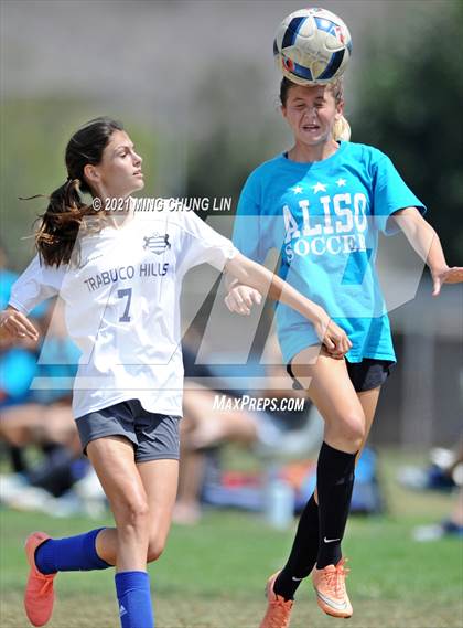 Thumbnail 2 in FR: Trabuco Hills vs. Aliso Niguel (Summer League) photogallery.