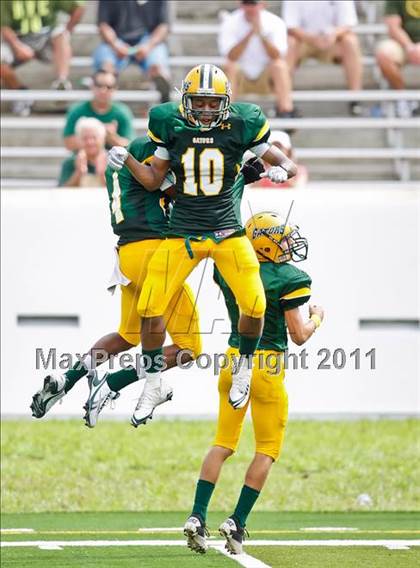 Thumbnail 2 in Twiggs County vs. Glades Day (Gridiron Challenge) photogallery.