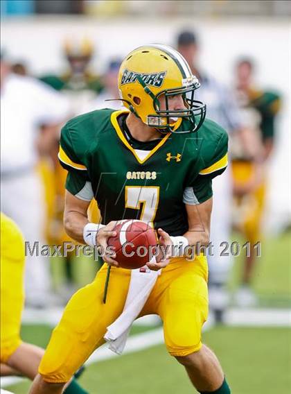 Thumbnail 3 in Twiggs County vs. Glades Day (Gridiron Challenge) photogallery.