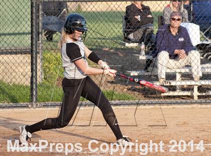 Thumbnail 1 in JSerra Catholic vs. Aliso Niguel  photogallery.