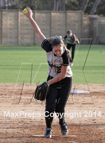 Thumbnail 2 in JSerra Catholic vs. Aliso Niguel  photogallery.