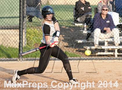 Thumbnail 3 in JSerra Catholic vs. Aliso Niguel  photogallery.