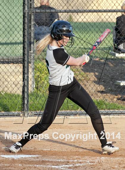 Thumbnail 2 in JSerra Catholic vs. Aliso Niguel  photogallery.