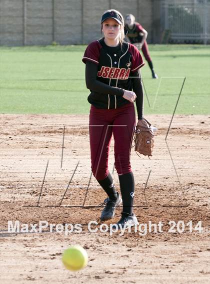 Thumbnail 2 in JSerra Catholic vs. Aliso Niguel  photogallery.