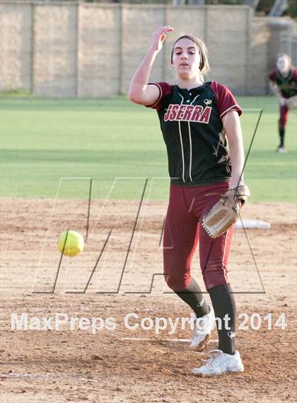 Thumbnail 1 in JSerra Catholic vs. Aliso Niguel  photogallery.