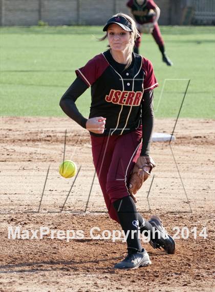 Thumbnail 2 in JSerra Catholic vs. Aliso Niguel  photogallery.
