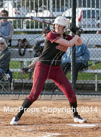 Thumbnail 2 in JSerra Catholic vs. Aliso Niguel  photogallery.
