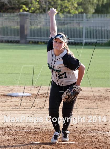 Thumbnail 3 in JSerra Catholic vs. Aliso Niguel  photogallery.