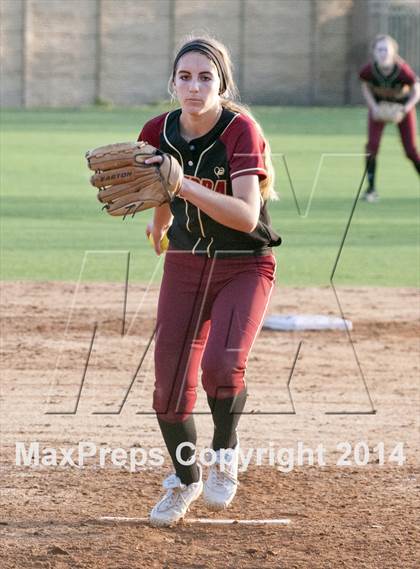Thumbnail 2 in JSerra Catholic vs. Aliso Niguel  photogallery.