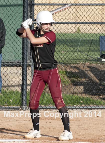 Thumbnail 3 in JSerra Catholic vs. Aliso Niguel  photogallery.