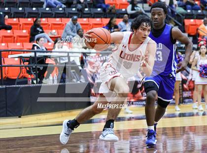Thumbnail 2 in Dunbar @ Castleberry (UIL Basketball 4A Bi-District Playoff) photogallery.