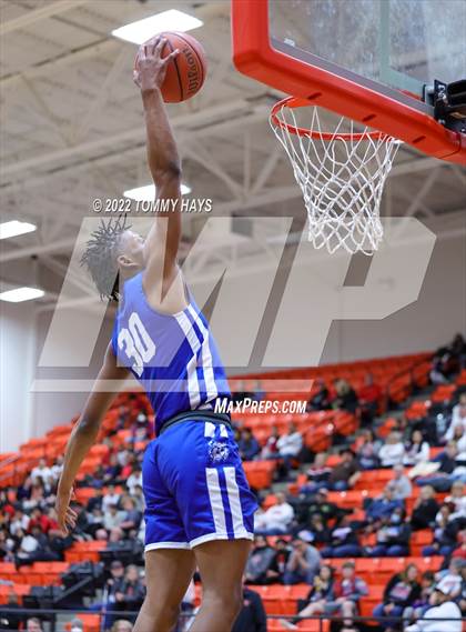 Thumbnail 1 in Dunbar @ Castleberry (UIL Basketball 4A Bi-District Playoff) photogallery.