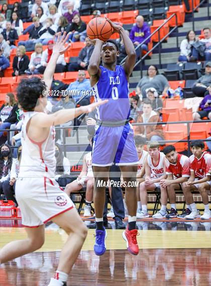 Thumbnail 2 in Dunbar @ Castleberry (UIL Basketball 4A Bi-District Playoff) photogallery.