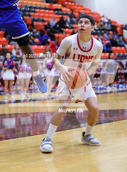 Thumbnail 3 in Dunbar @ Castleberry (UIL Basketball 4A Bi-District Playoff) photogallery.