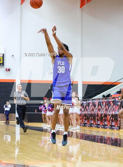 Thumbnail 1 in Dunbar @ Castleberry (UIL Basketball 4A Bi-District Playoff) photogallery.