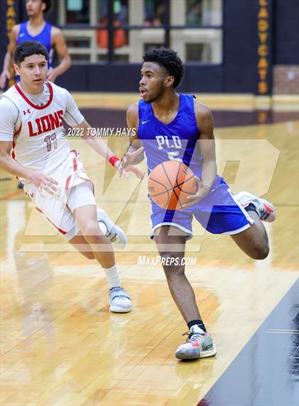 Thumbnail 1 in Dunbar @ Castleberry (UIL Basketball 4A Bi-District Playoff) photogallery.