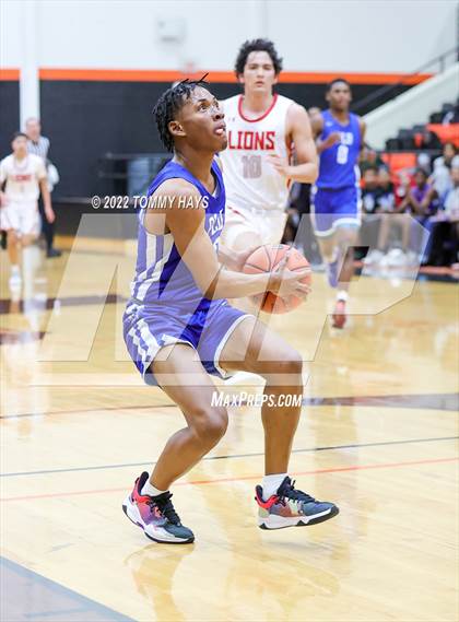 Thumbnail 1 in Dunbar @ Castleberry (UIL Basketball 4A Bi-District Playoff) photogallery.