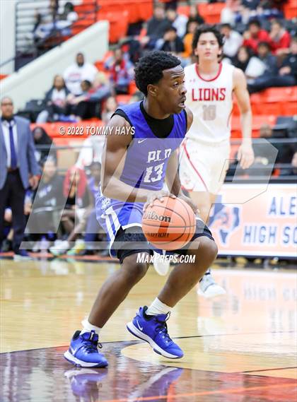Thumbnail 3 in Dunbar @ Castleberry (UIL Basketball 4A Bi-District Playoff) photogallery.