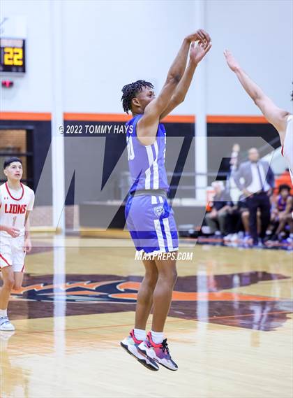 Thumbnail 3 in Dunbar @ Castleberry (UIL Basketball 4A Bi-District Playoff) photogallery.