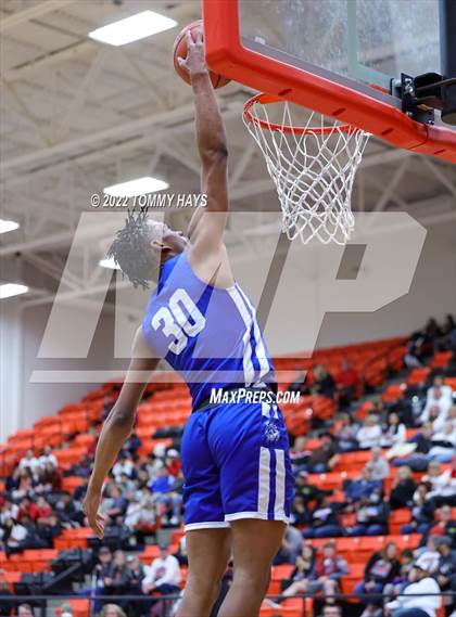 Thumbnail 3 in Dunbar @ Castleberry (UIL Basketball 4A Bi-District Playoff) photogallery.