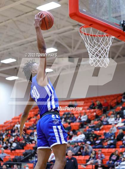 Thumbnail 3 in Dunbar @ Castleberry (UIL Basketball 4A Bi-District Playoff) photogallery.