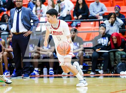 Thumbnail 2 in Dunbar @ Castleberry (UIL Basketball 4A Bi-District Playoff) photogallery.