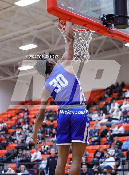 Thumbnail 2 in Dunbar @ Castleberry (UIL Basketball 4A Bi-District Playoff) photogallery.