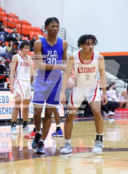 Thumbnail 3 in Dunbar @ Castleberry (UIL Basketball 4A Bi-District Playoff) photogallery.