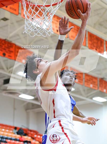 Thumbnail 3 in Dunbar @ Castleberry (UIL Basketball 4A Bi-District Playoff) photogallery.