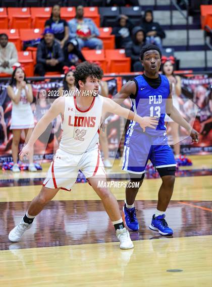 Thumbnail 2 in Dunbar @ Castleberry (UIL Basketball 4A Bi-District Playoff) photogallery.