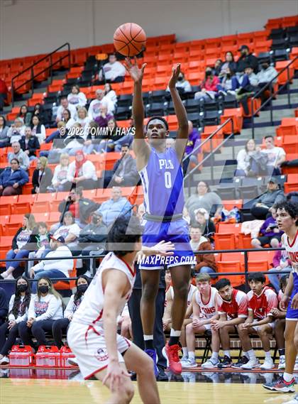 Thumbnail 1 in Dunbar @ Castleberry (UIL Basketball 4A Bi-District Playoff) photogallery.