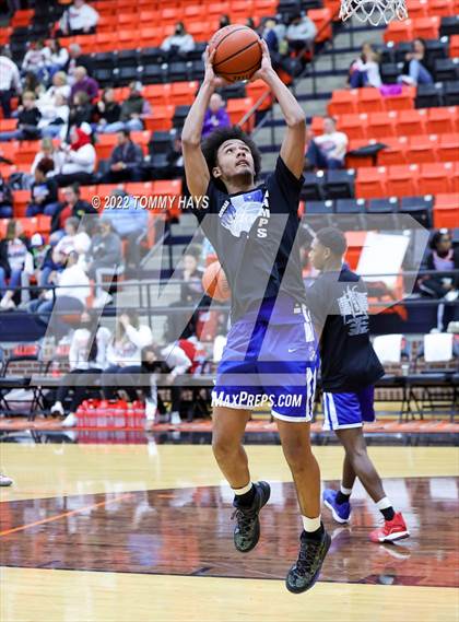 Thumbnail 2 in Dunbar @ Castleberry (UIL Basketball 4A Bi-District Playoff) photogallery.