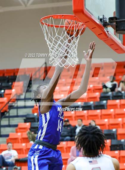 Thumbnail 3 in Dunbar @ Castleberry (UIL Basketball 4A Bi-District Playoff) photogallery.