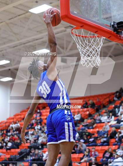Thumbnail 2 in Dunbar @ Castleberry (UIL Basketball 4A Bi-District Playoff) photogallery.
