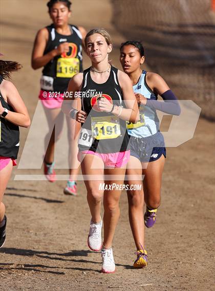 Thumbnail 2 in CIF State Cross Country Championships (Girls D3 Race) photogallery.