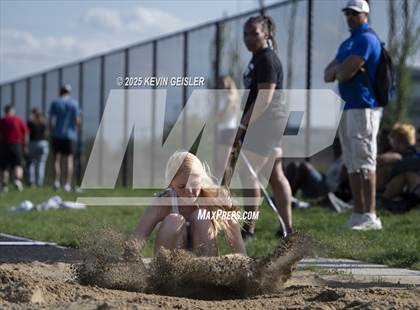 Thumbnail 3 in SEC Conference Meet photogallery.