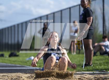 Thumbnail 2 in SEC Conference Meet photogallery.