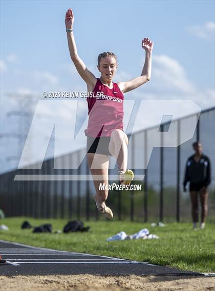 Thumbnail 1 in SEC Conference Meet photogallery.