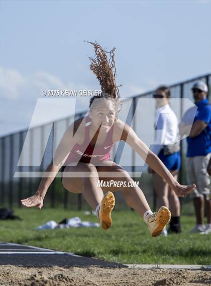 Thumbnail 1 in SEC Conference Meet photogallery.