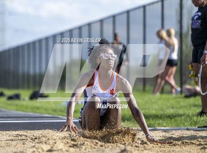 Thumbnail 2 in SEC Conference Meet photogallery.