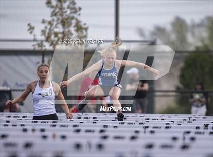 Thumbnail 3 in SEC Conference Meet photogallery.