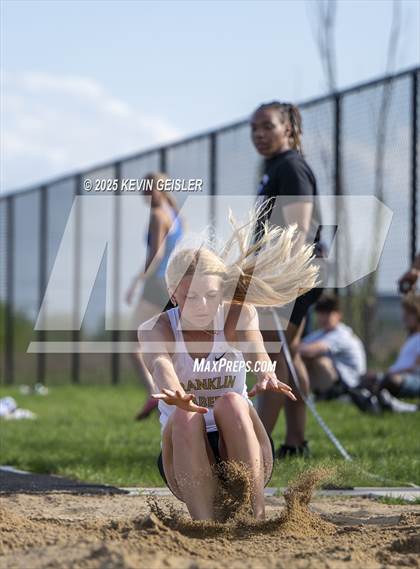 Thumbnail 1 in SEC Conference Meet photogallery.