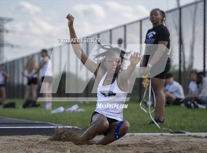 Thumbnail 3 in SEC Conference Meet photogallery.