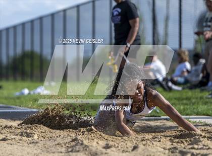 Thumbnail 1 in SEC Conference Meet photogallery.