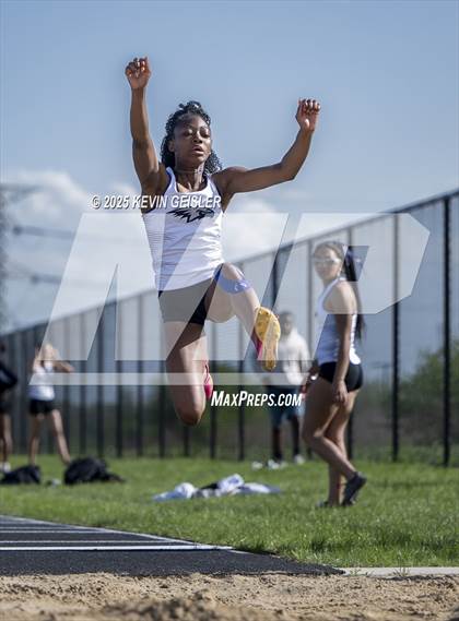 Thumbnail 1 in SEC Conference Meet photogallery.