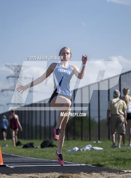 Thumbnail 1 in SEC Conference Meet photogallery.